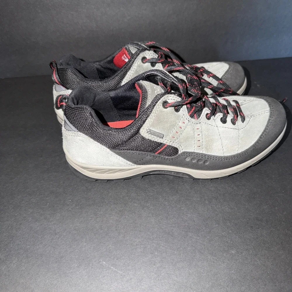 ECCO Yura GTX Gore Tex Women's Waterproof Trail Hiking Shoes Size EU 40 US 9-9.5